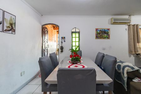 Casa à venda com 120m², 3 quartos e 2 vagas Casa à venda com 120m², 3 quartos e 2 vagasSala 2