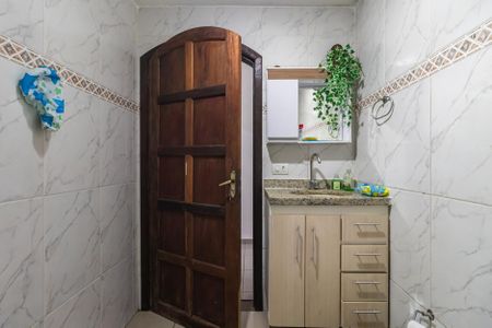 Casa à venda com 120m², 3 quartos e 2 vagas Casa à venda com 120m², 3 quartos e 2 vagasBanheiro 1