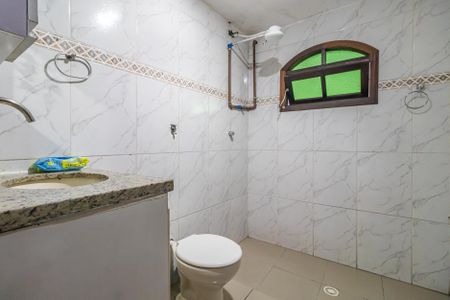 Banheiro 1 de casa à venda com 3 quartos, 120m² em Parque Imperial, Barueri