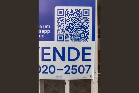 Casa à venda com 120m², 3 quartos e 2 vagas Casa à venda com 120m², 3 quartos e 2 vagasPlaca Fachada