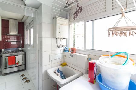 Apartamento à venda com 102m², 3 quartos e 2 vagas Apartamento à venda com 102m², 3 quartos e 2 vagasÁrea de Serviço