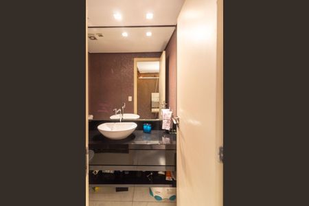 Apartamento à venda com 102m², 3 quartos e 2 vagas Apartamento à venda com 102m², 3 quartos e 2 vagasLavabo