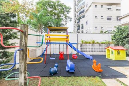 Apartamento à venda com 102m², 3 quartos e 2 vagas Apartamento à venda com 102m², 3 quartos e 2 vagasParque infantil