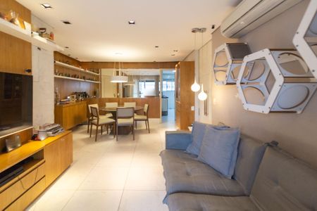 Sala de apartamento à venda com 3 quartos, 102m² em Campo Belo, São Paulo