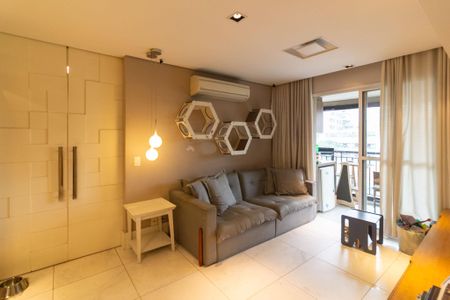 Sala de apartamento à venda com 3 quartos, 102m² em Campo Belo, São Paulo
