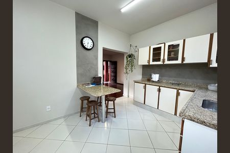 Apartamento à venda com 371m², 4 quartos e 3 vagas
