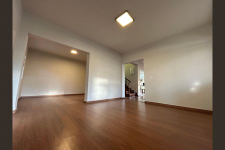 Apartamento à venda com 371m², 4 quartos e 3 vagas
