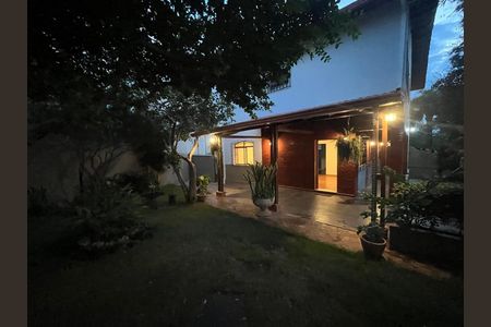 Apartamento à venda com 371m², 4 quartos e 3 vagas