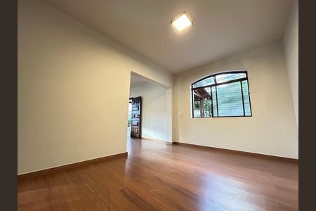 Apartamento à venda com 371m², 4 quartos e 3 vagas