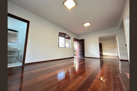 Apartamento à venda com 371m², 4 quartos e 3 vagas