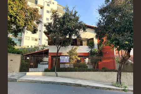 Apartamento à venda com 371m², 4 quartos e 3 vagas