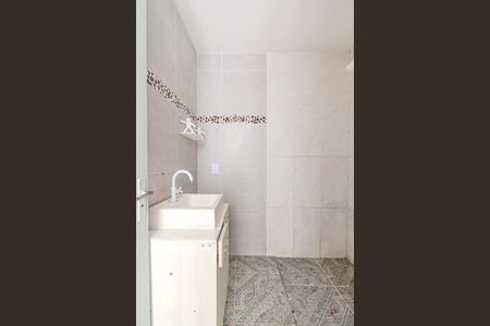 Banheiro de apartamento à venda com 1 quarto, 39m² em Santa Tereza, Porto Alegre