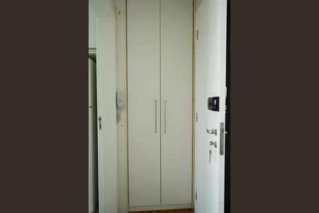 Apartamento para alugar com 61m², 2 quartos e 1 vagaEntrada