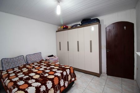 Casa à venda com 250m², 1 quarto e 3 vagas Casa à venda com 250m², 1 quarto e 3 vagasCasa 2 - Quarto