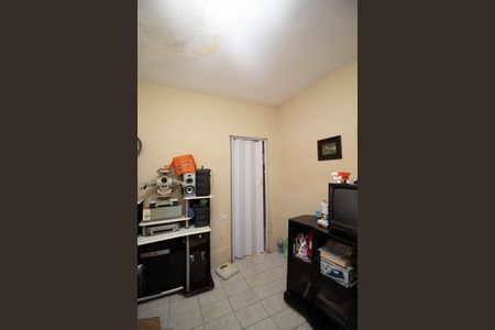 Casa à venda com 250m², 1 quarto e 3 vagas Casa à venda com 250m², 1 quarto e 3 vagasQuarto 2