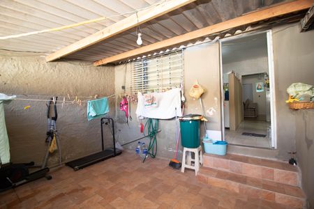 Casa à venda com 250m², 1 quarto e 3 vagas Casa à venda com 250m², 1 quarto e 3 vagasÁrea de Serviço