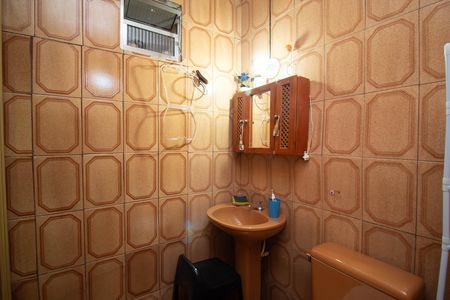 Casa à venda com 250m², 1 quarto e 3 vagas Casa à venda com 250m², 1 quarto e 3 vagasBanheiro da Suíte 1