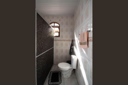 Casa à venda com 250m², 1 quarto e 3 vagas Casa à venda com 250m², 1 quarto e 3 vagasCasa 2 - Banheiro