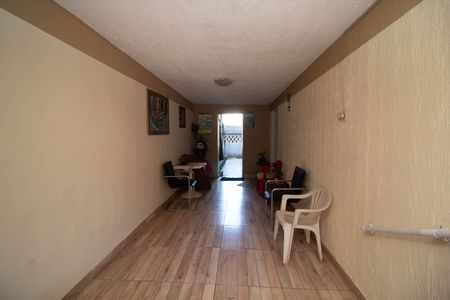 Casa à venda com 250m², 1 quarto e 3 vagas Casa à venda com 250m², 1 quarto e 3 vagasÁrea comum
