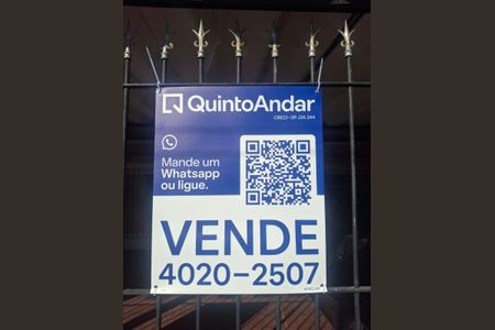 Casa à venda com 250m², 1 quarto e 3 vagas Casa à venda com 250m², 1 quarto e 3 vagasPlaca