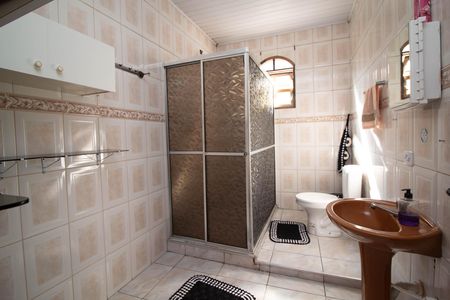 Casa à venda com 250m², 1 quarto e 3 vagas Casa à venda com 250m², 1 quarto e 3 vagasCasa 2 - Banheiro