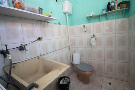 Casa à venda com 250m², 1 quarto e 3 vagas Casa à venda com 250m², 1 quarto e 3 vagasCasa 2 - Área de serviço