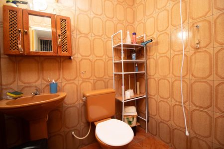 Casa à venda com 250m², 1 quarto e 3 vagas Casa à venda com 250m², 1 quarto e 3 vagasBanheiro da Suíte 1