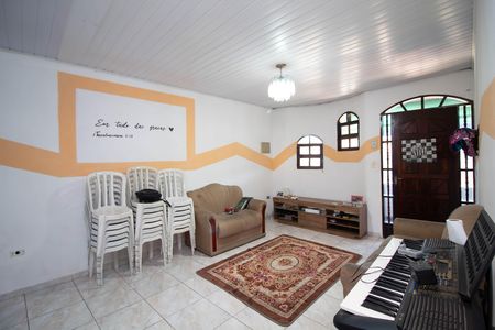 Casa à venda com 250m², 1 quarto e 3 vagas Casa à venda com 250m², 1 quarto e 3 vagasCasa 2 - Sala
