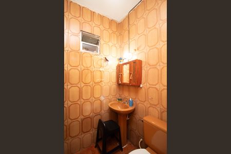 Casa à venda com 250m², 1 quarto e 3 vagas Casa à venda com 250m², 1 quarto e 3 vagasBanheiro da Suíte 1