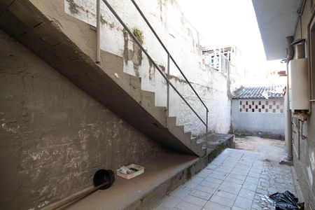Casa à venda com 250m², 1 quarto e 3 vagas Casa à venda com 250m², 1 quarto e 3 vagasÁrea externa