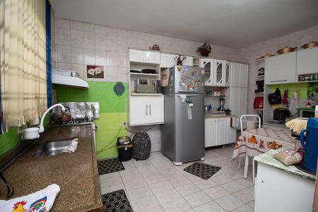 Casa à venda com 250m², 1 quarto e 3 vagas Casa à venda com 250m², 1 quarto e 3 vagasCozinha