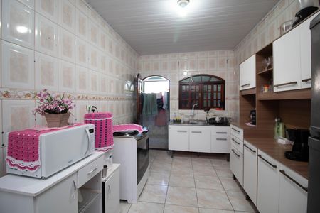 Casa à venda com 250m², 1 quarto e 3 vagas Casa à venda com 250m², 1 quarto e 3 vagasCasa 2 - Cozinha