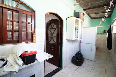 Casa à venda com 250m², 1 quarto e 3 vagas Casa à venda com 250m², 1 quarto e 3 vagasCasa 2 - Área de serviço