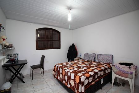 Casa à venda com 250m², 1 quarto e 3 vagas Casa à venda com 250m², 1 quarto e 3 vagasCasa 2 - Quarto