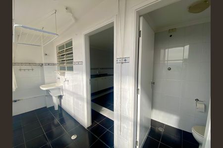 Apartamento para alugar com 76m², 2 quartos e 2 vagas Apartamento para alugar com 76m², 2 quartos e 2 vagasÁrea de Serviço