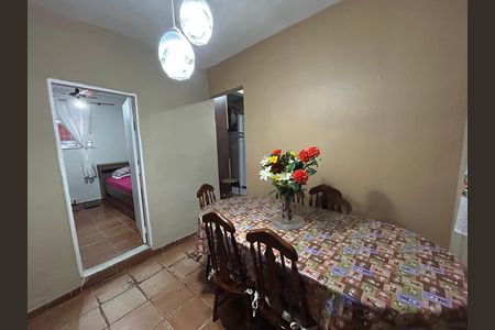 Casa à venda com 80m², 2 quartos e 1 vagaSala de Jantar