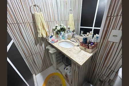Casa à venda com 80m², 2 quartos e 1 vagaBanheiro