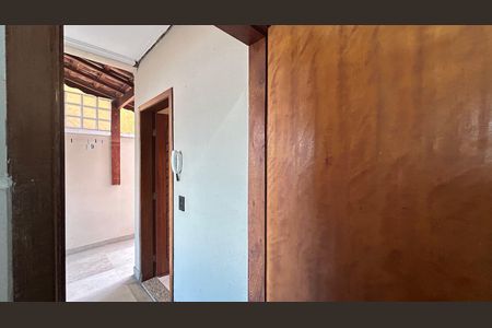 Casa à venda com 150m², 3 quartos e 3 vagas Casa à venda com 150m², 3 quartos e 3 vagasÁrea de Serviço