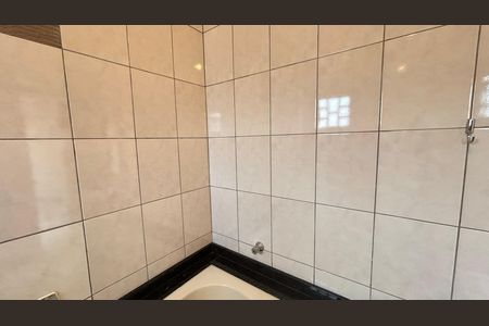 Casa à venda com 150m², 3 quartos e 3 vagas Casa à venda com 150m², 3 quartos e 3 vagasBanheiro 2
