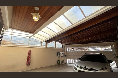 Casa à venda com 150m², 3 quartos e 3 vagas Casa à venda com 150m², 3 quartos e 3 vagasGaragem