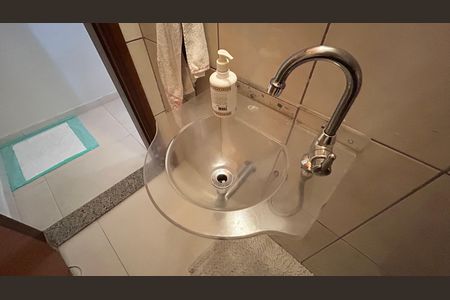Casa à venda com 150m², 3 quartos e 3 vagas Casa à venda com 150m², 3 quartos e 3 vagasBanheiro 5