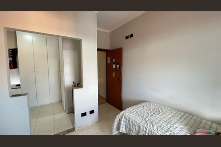Casa à venda com 150m², 3 quartos e 3 vagas Casa à venda com 150m², 3 quartos e 3 vagasQuarto 3