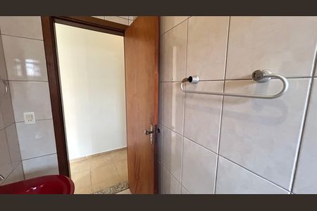 Casa à venda com 150m², 3 quartos e 3 vagas Casa à venda com 150m², 3 quartos e 3 vagasBanheiro 4