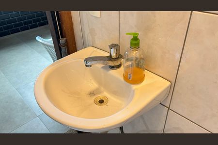 Casa à venda com 150m², 3 quartos e 3 vagas Casa à venda com 150m², 3 quartos e 3 vagasBanheiro 6