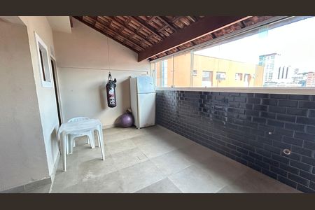 Casa à venda com 150m², 3 quartos e 3 vagas Casa à venda com 150m², 3 quartos e 3 vagasQuintal