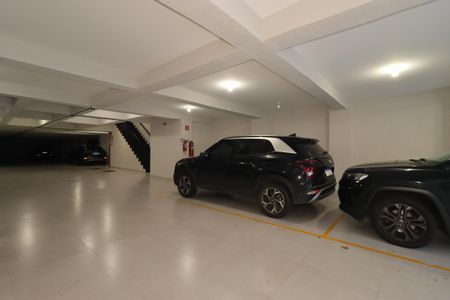 Garagem de apartamento à venda com 2 quartos, 61m² em Campestre, Santo André