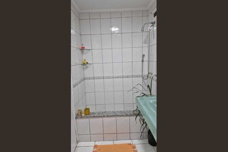 Banheiro de kitnet/studio para alugar com 1 quarto, 35m² em Jardim Oriental, São Paulo