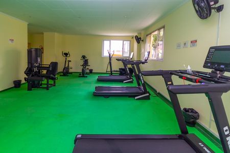 Apartamento à venda com 75m², 2 quartos e 1 vaga Apartamento à venda com 75m², 2 quartos e 1 vagaÁrea comum - Academia