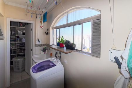 Apartamento à venda com 75m², 2 quartos e 1 vaga Apartamento à venda com 75m², 2 quartos e 1 vagaÁrea de Serviço
