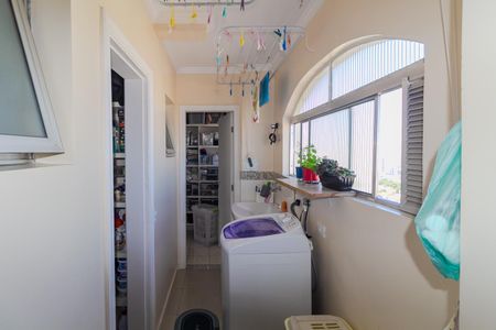 Apartamento à venda com 75m², 2 quartos e 1 vaga Apartamento à venda com 75m², 2 quartos e 1 vagaÁrea de Serviço